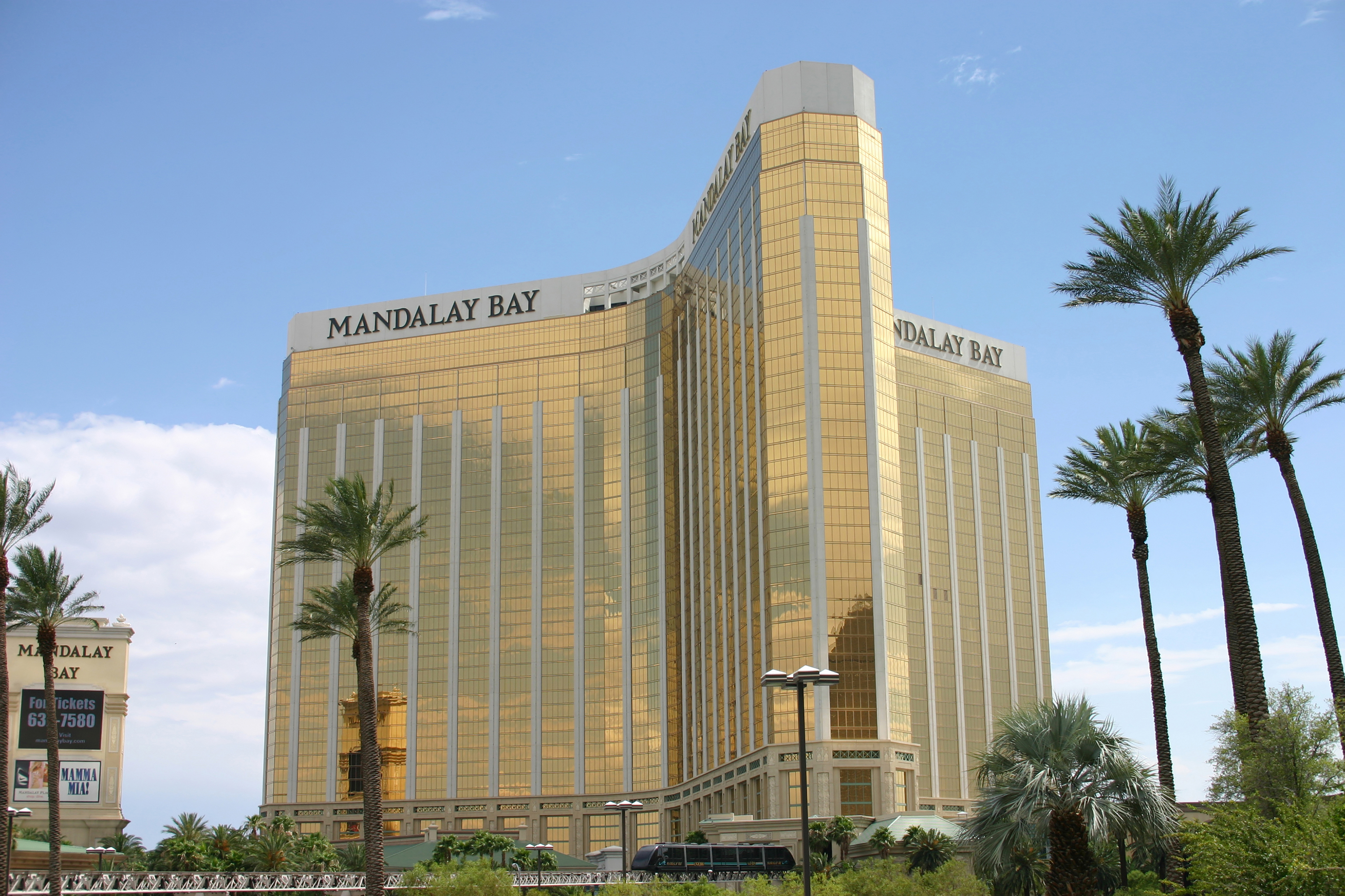 Mandalay Bay - Las Vegas Exhibit Rentals